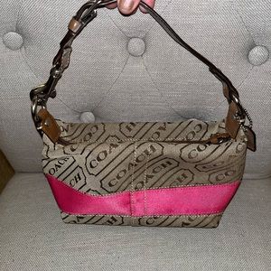 Small pink and tan Coach purse!